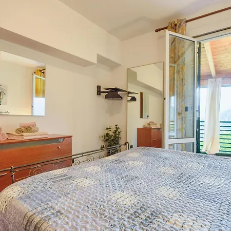 Apartment Gorgeous In With Wifi Casarza Ligure