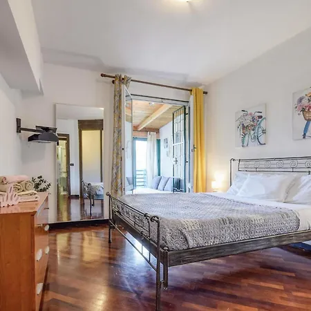 Apartamento Gorgeous In With Wifi